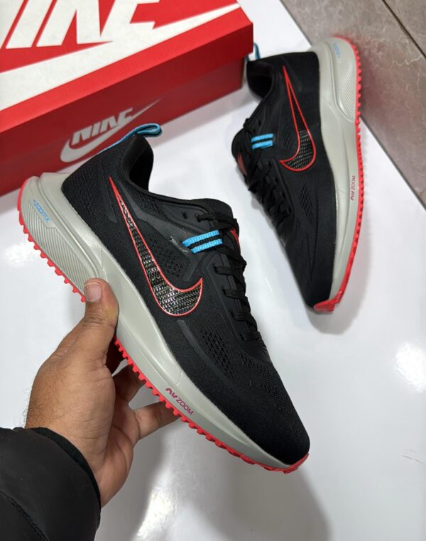 Nike zoom run