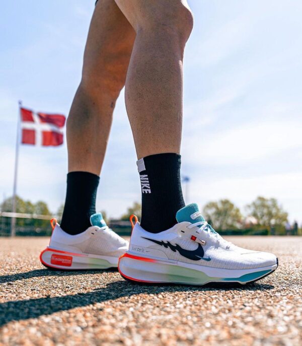 Nike vomero 17 - Image 2