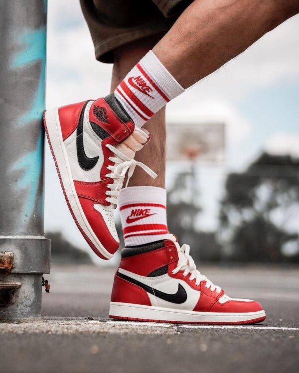 Air jordan 1 long lost and found - Image 2