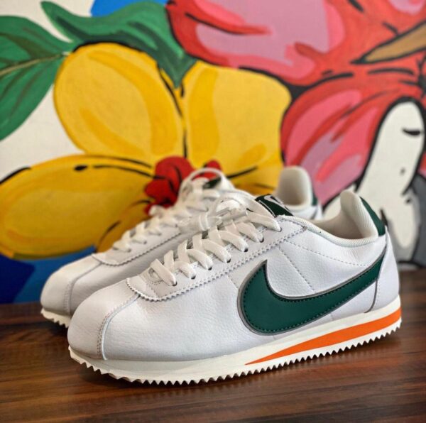 Nike cortez stranger things