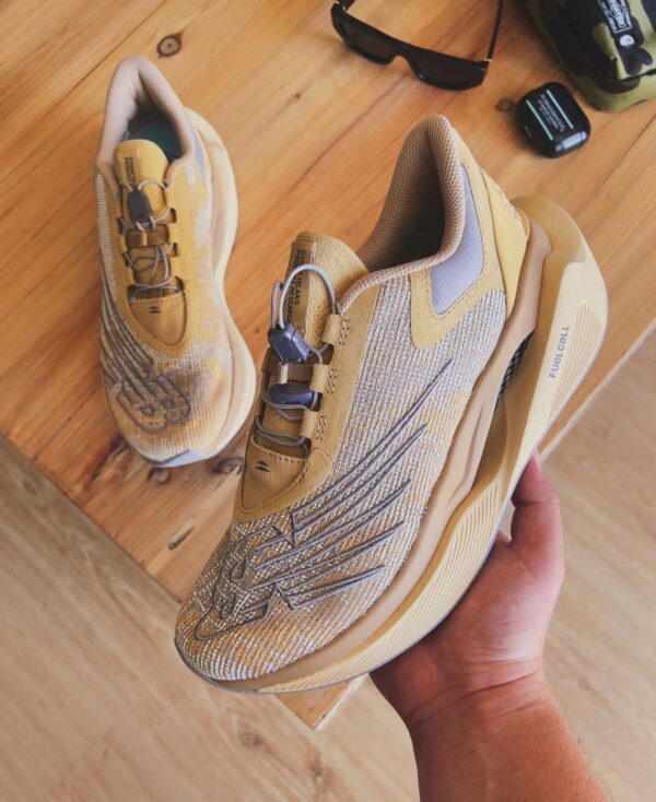New balance stone island tokyo design studio fuelcell - Image 3