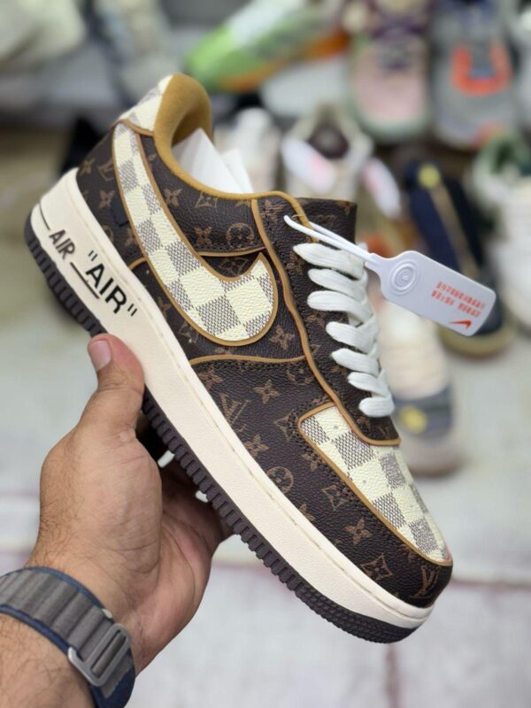 Louis vuitton x nike airforce 1