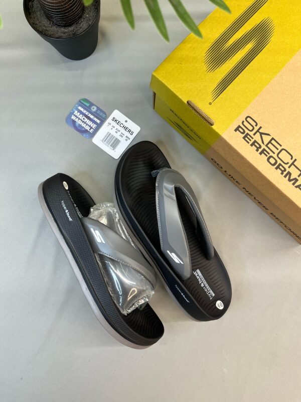 Skechers hyper brust slipper 2