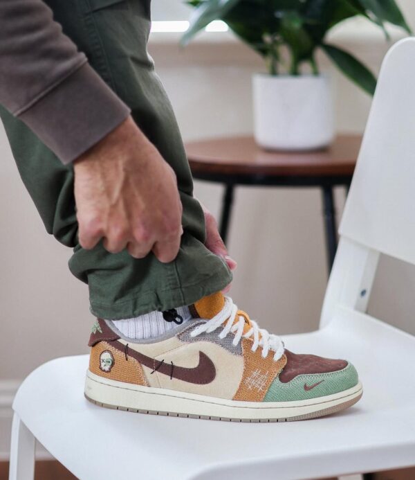 Jordan 1 low voodoo