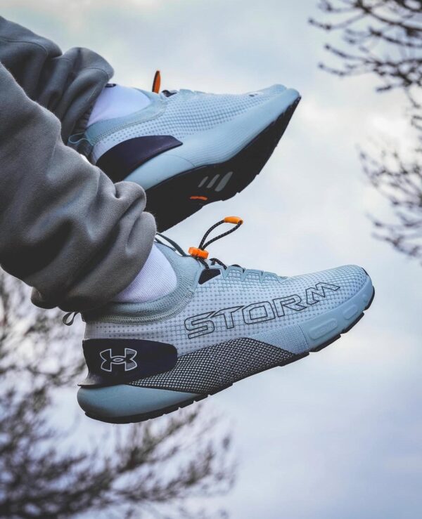 Under armour hovr storm 4