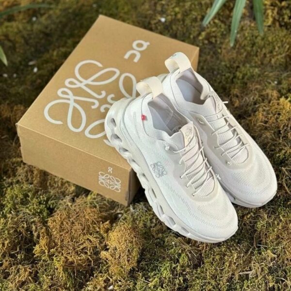 On cloudtit x loewe - Image 2