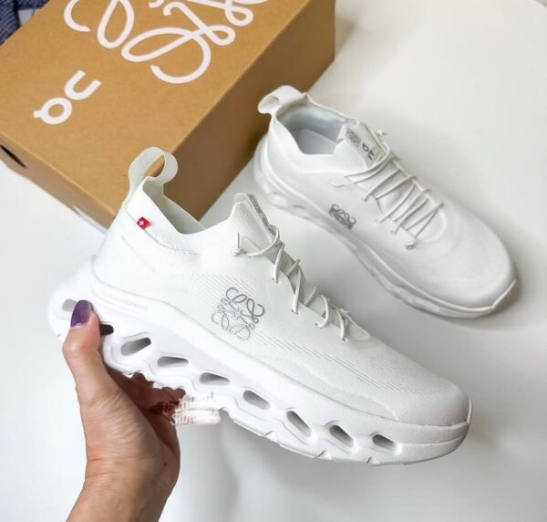 On cloudtit x loewe