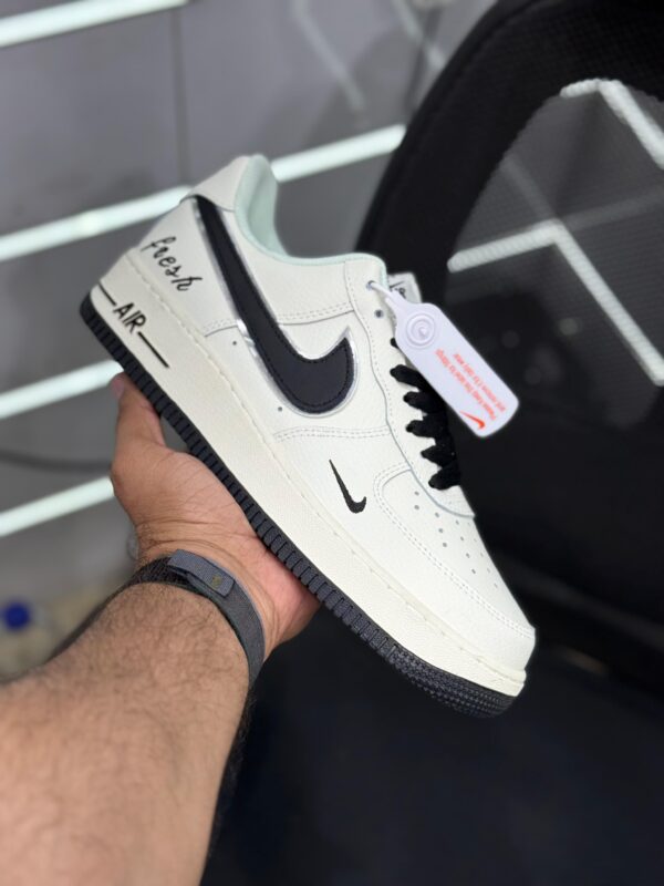 Nike airforce 25