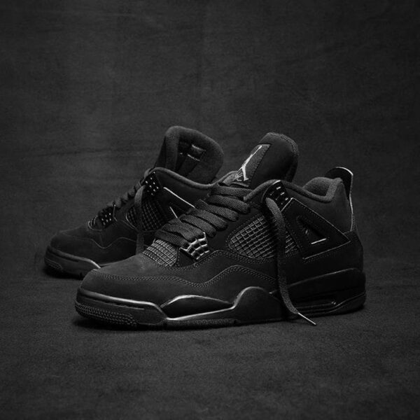Air jordan retro 4 black cat