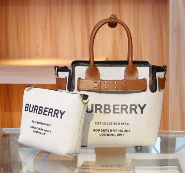 Burberry Horseferry Canvas Tote With Pouch - Image 5