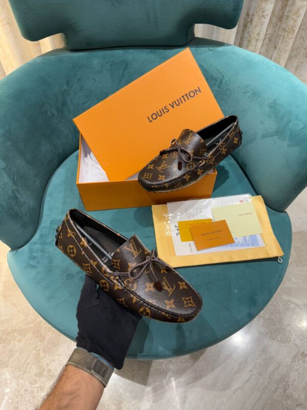 Louis vuitton lv driver moccasin