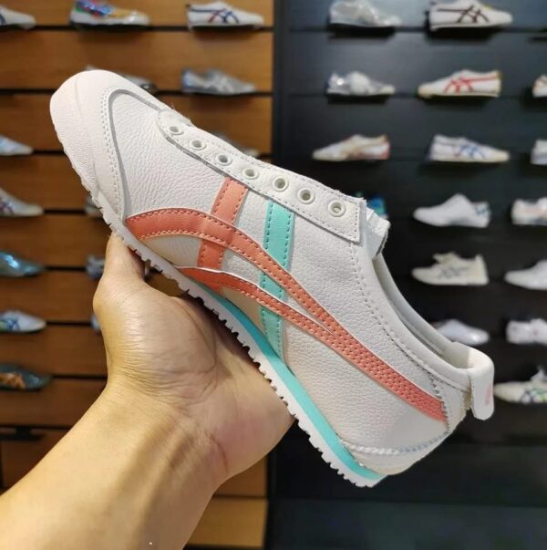 Wmn onitsuka tiger mexico 66 slip on leather