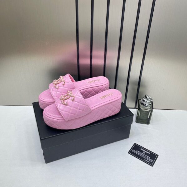 Chanel lambskin - Image 3
