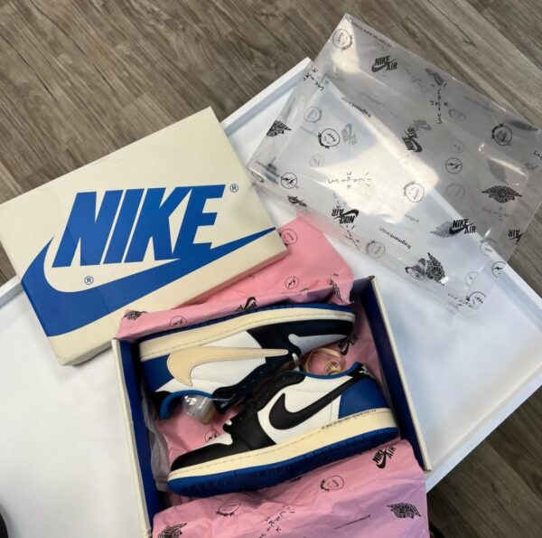 Travis scott x fragment x air jordan 1 low - Image 7