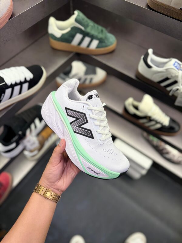 NEW BALANCE FRESHFOAM V5 - Image 4