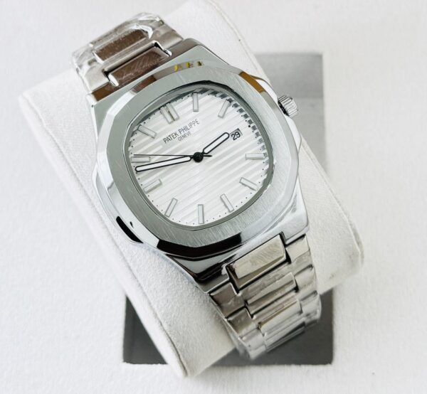 PATEK PHILIPPE NAUTILUS BLACK DIAL – STAINLESS STEEL EDITION