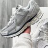 NIKE ZOOM VOMERO PHOTON DUST