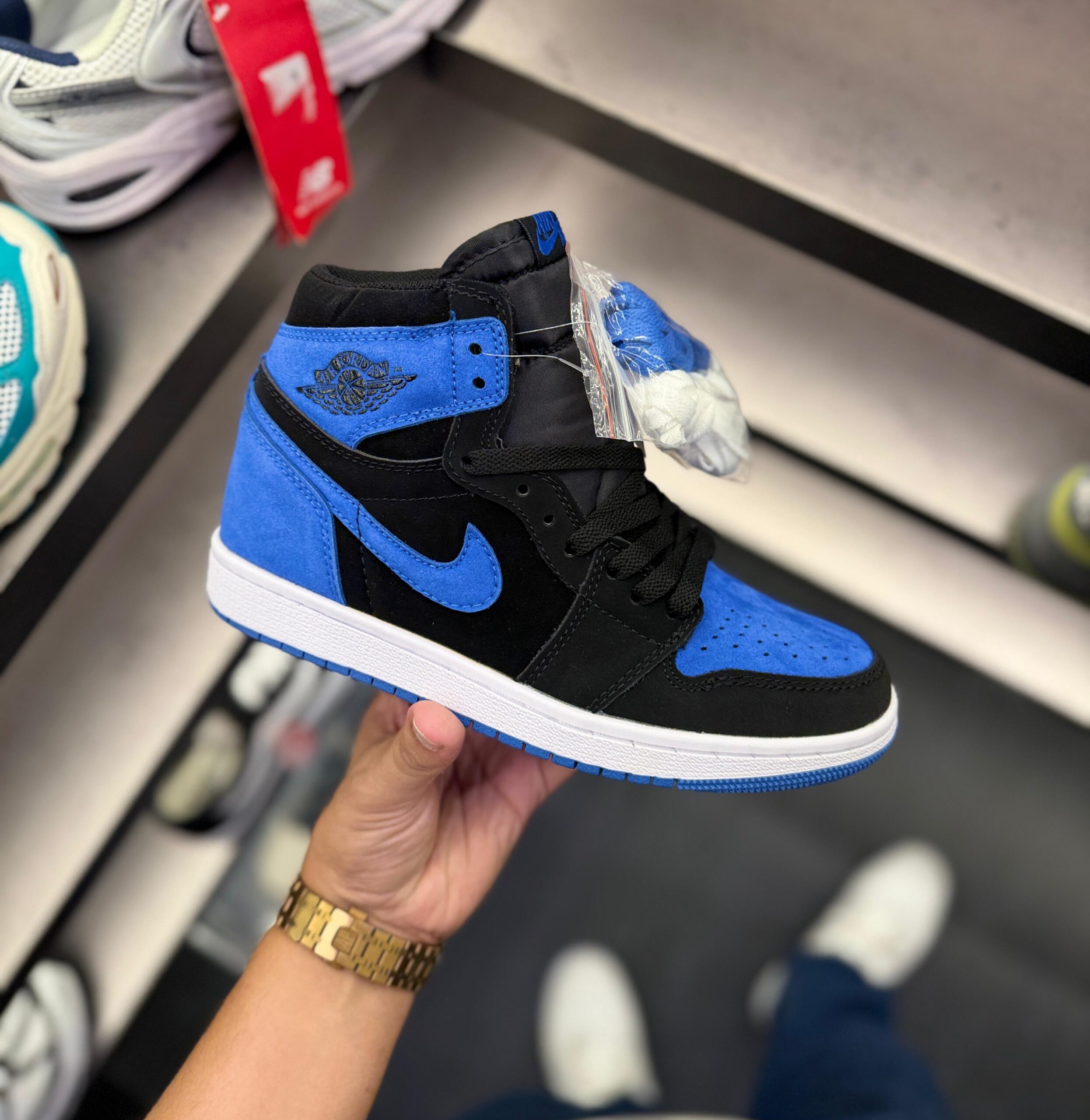 AIR JORDANS RETRO 1 HIGH ROYAL REIMAGINED - Image 3