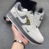 NIKE AIRFORCE 1