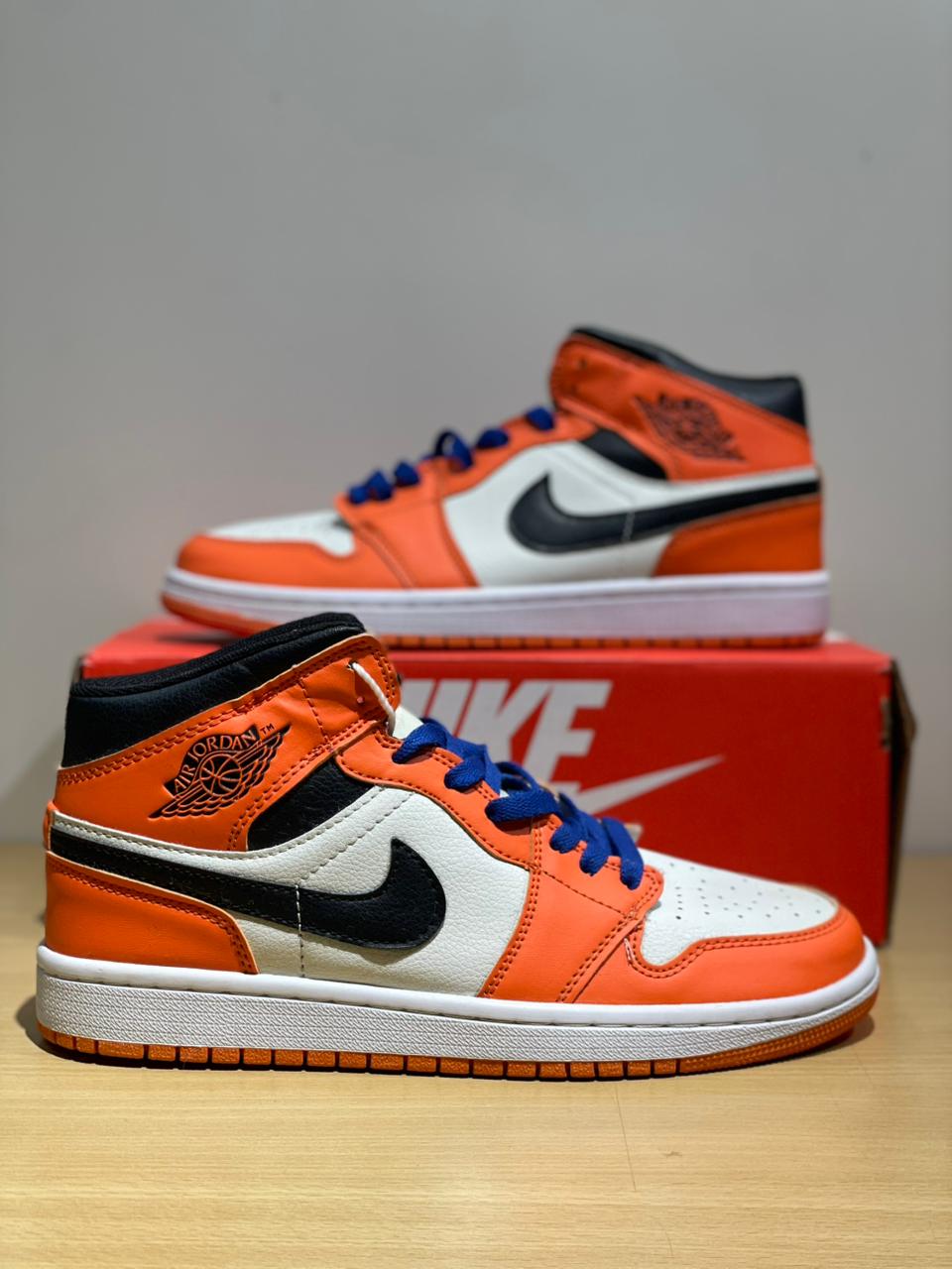 Jordan 1 Mid Team Orange Black